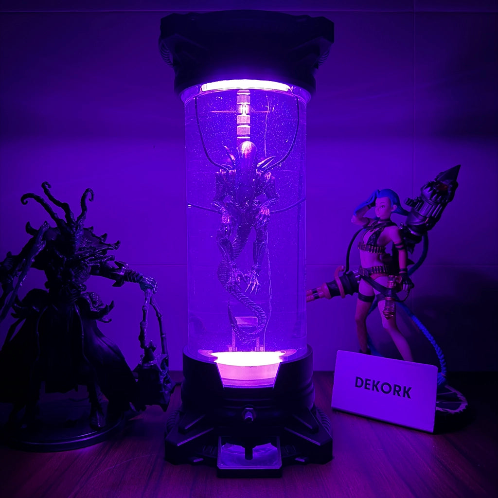 DEKORK ALIEN IN SPECIMEN CHAMBER LAMP