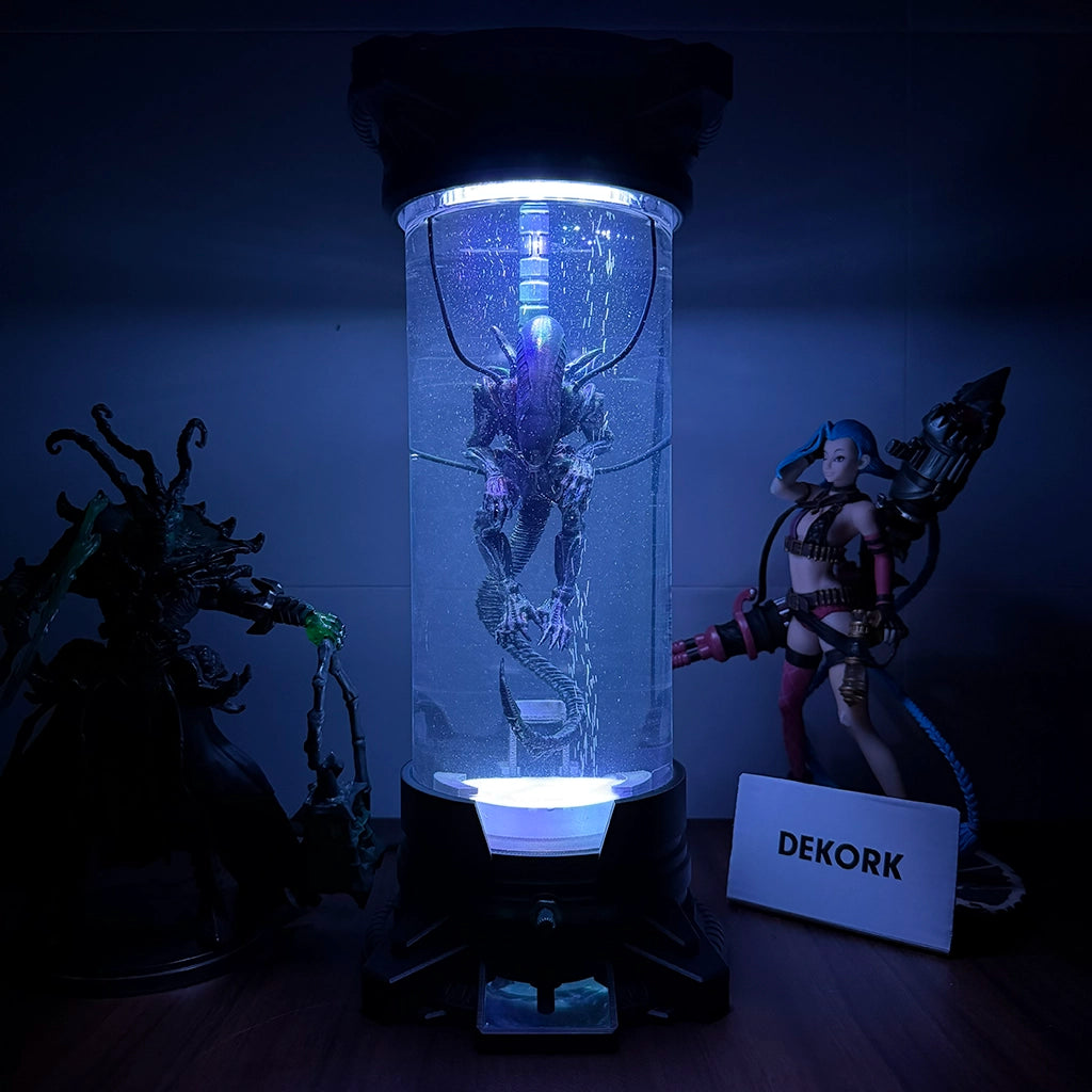 DEKORK ALIEN IN SPECIMEN CHAMBER LAMP