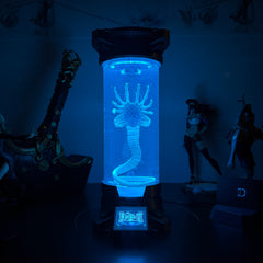 DEKORK FACEHUGGER IN SPECIMEN CHAMBER LAMP