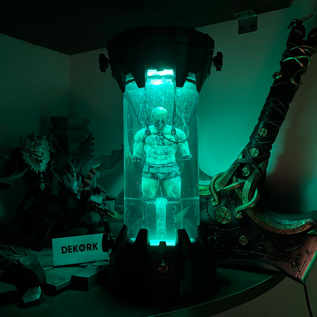 DEKORK SITH LORD IN HEALING CHAMBER LAMP